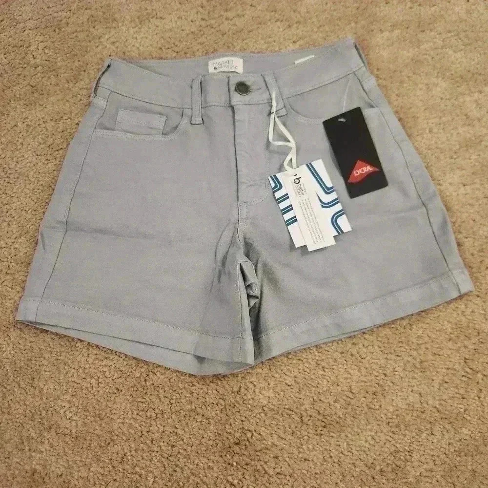 Market & Spruce Bermuda Light Grey Shorts Size 0 NWT 26" Waist #R440